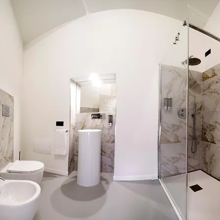 Corsovittorio87suite Διαμέρισμα